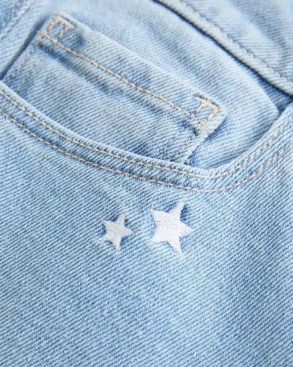 Low-Rise Star Embroidery Bootcut Jeans Low-Rise Star Embroidery Bootcut Jeans