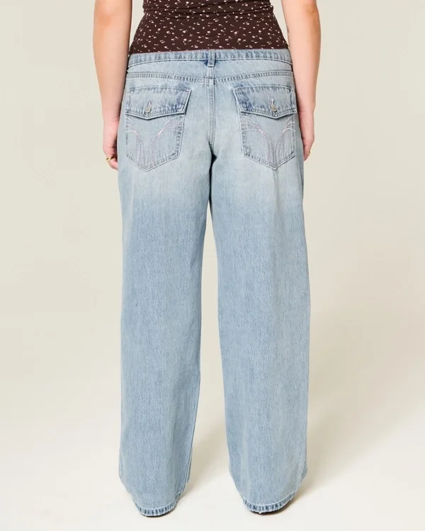 Low-Rise Y2K Light Wash Baggy Jeans Low-Rise Y2K Light Wash Baggy Jeans