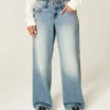 Low-Rise Y2K Medium Wash Baggy Jeans Low-Rise Y2K Medium Wash Baggy Jeans