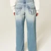 Low-Rise Y2K Medium Wash Baggy Jeans Low-Rise Y2K Medium Wash Baggy Jeans