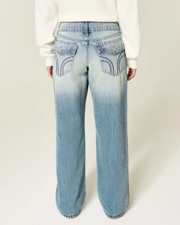 Low-Rise Y2K Medium Wash Baggy Jeans Low-Rise Y2K Medium Wash Baggy Jeans