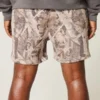 Mid-Thigh Camo Loose Fleece Shorts