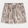 Mid-Thigh Camo Loose Fleece Shorts