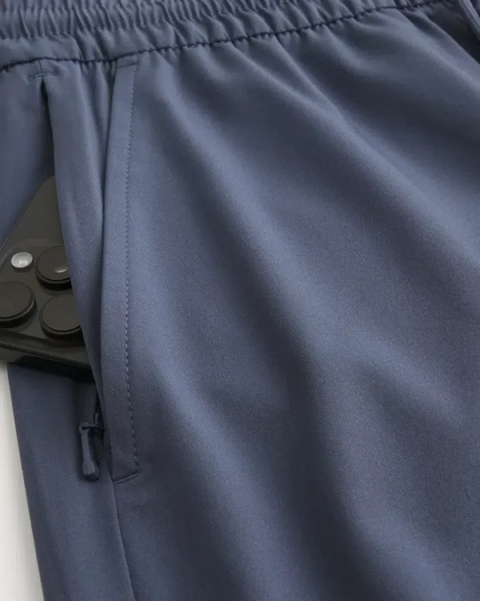 Mid-Thigh Graphic Active Shorts