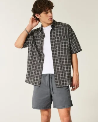 Mid-Thigh Twill Pull-On Shorts