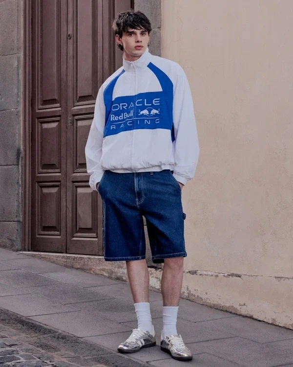 Oracle Red Bull Racing Graphic Track Jacket Oracle Red Bull Racing Graphic Track Jacket