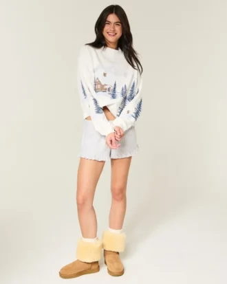 Oversized Mock-Neck Puff Print Winter Graphic Sweatshirt Oversized Mock-Neck Puff Print Winter Graphic Sweatshirt