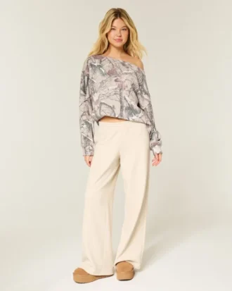 Oversized Off-the-Shoulder Camo Sweatshirt