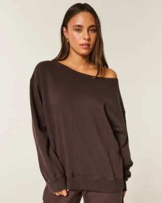 Oversized Off-the-Shoulder Sweatshirt