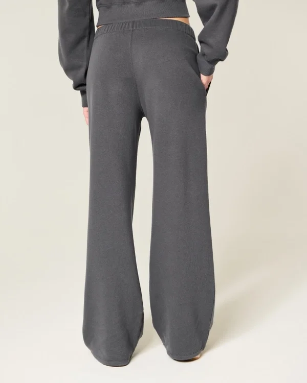 Sparkle Logo Graphic Wide-Leg Sweatpants Sparkle Logo Graphic Wide-Leg Sweatpants