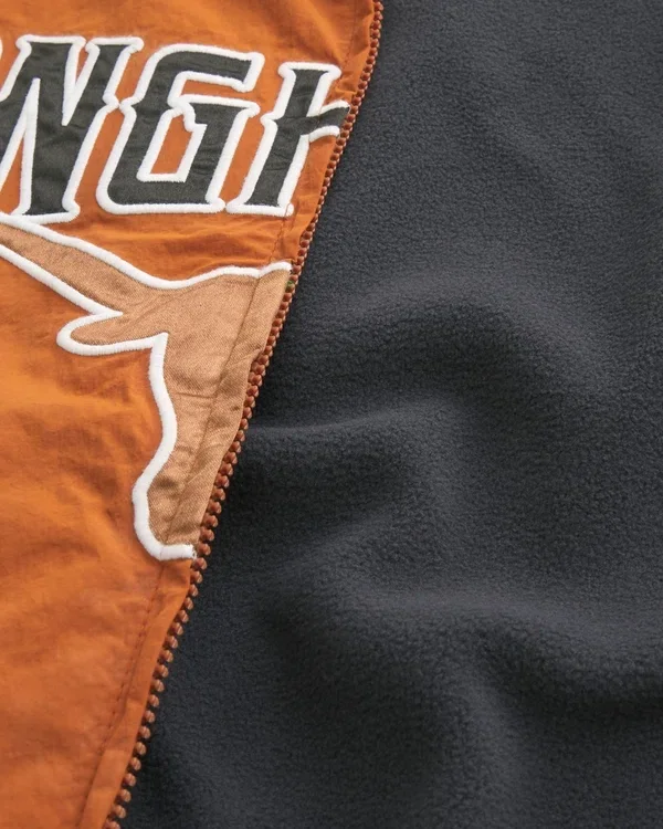 University of Texas at Austin Longhorns Graphic Windbreaker Jacket University of Texas at Austin Longhorns Graphic Windbreaker Jacket