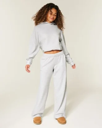 Wide-Leg Sweatpants