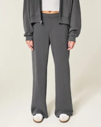 Wide-Leg Sweatpants Wide-Leg Sweatpants